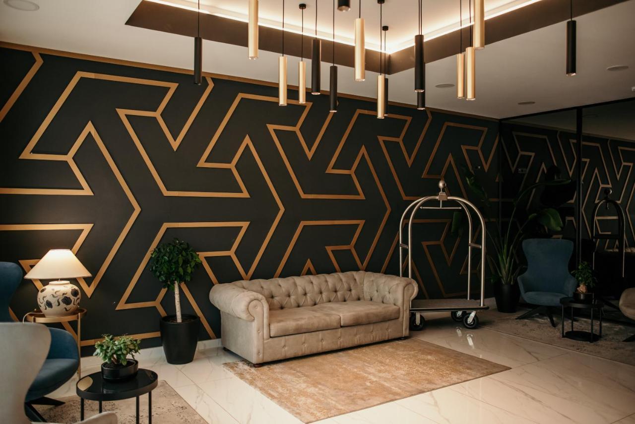 Hotel Lux 梅利德 外观 照片