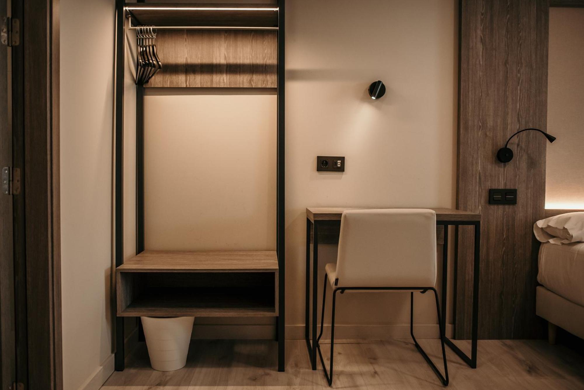 Hotel Lux 梅利德 外观 照片